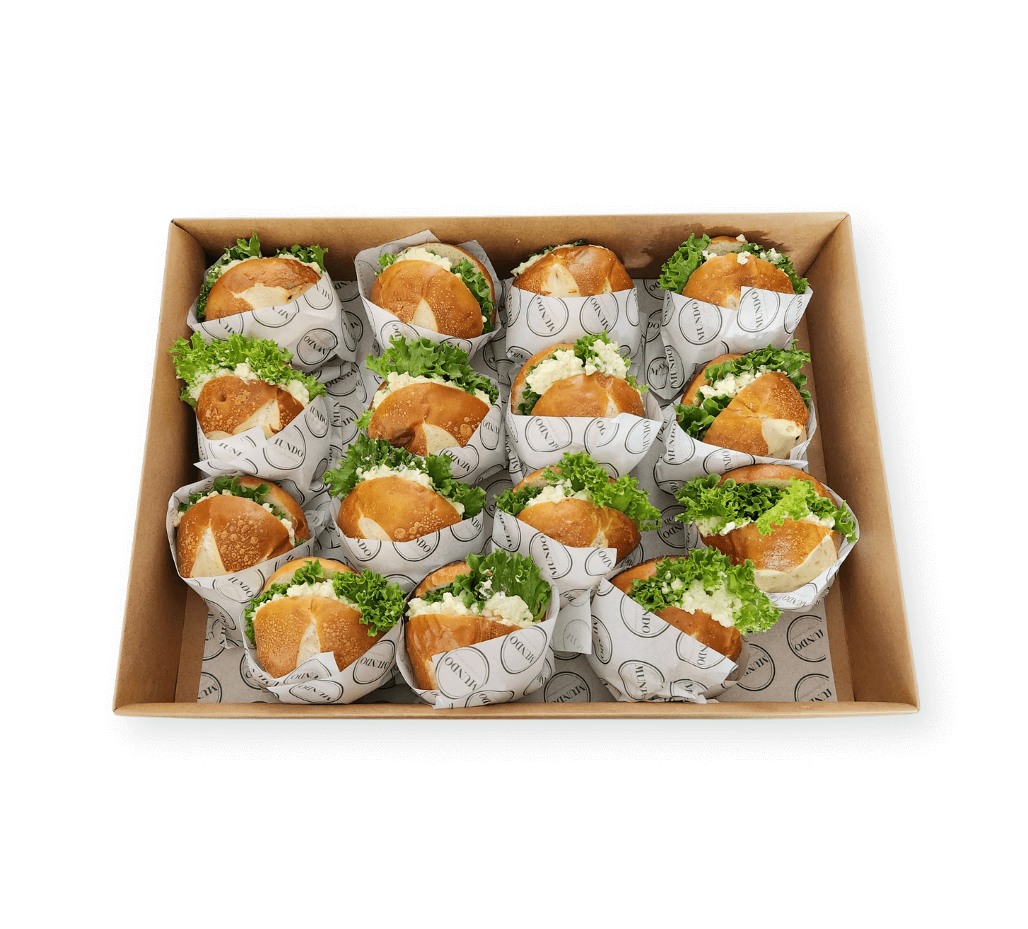 מגש כריכוני פרעצל ביס סלט ביצים לאירוח